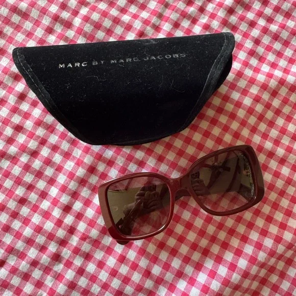 Marc by Marc Jacobs Red Square Frame Sunglasses Y2K Marc Jacobs Women main image 2